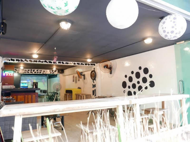 Wacky Fun Party Hostel بانكوك المظهر الخارجي الصورة
